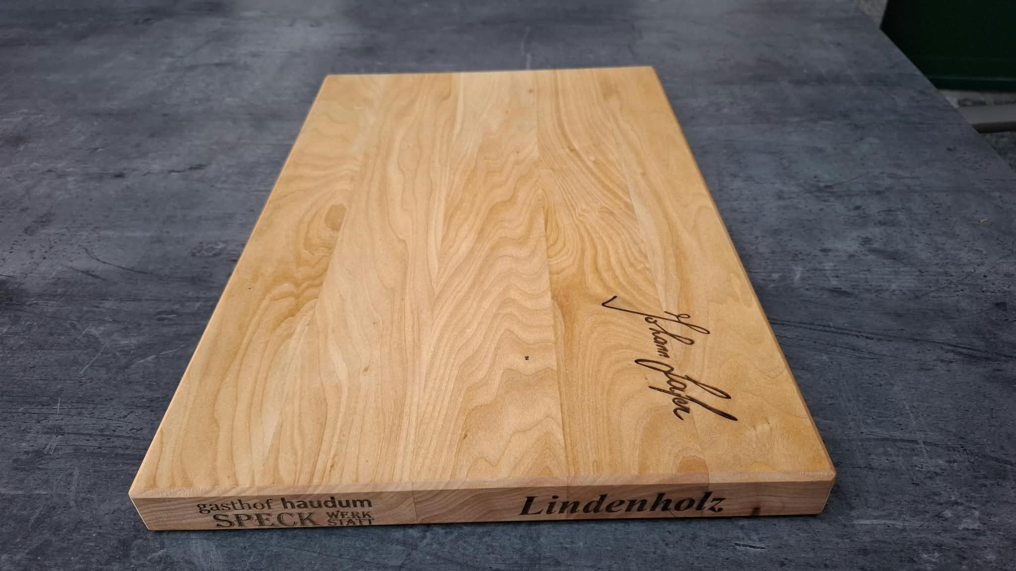 Schneidebrett aus Lindenholz